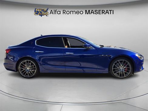 Used 2022 Maserati Ghibli Modena Q4 image 4