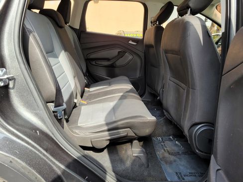 Used 2019 Ford Escape S image 12