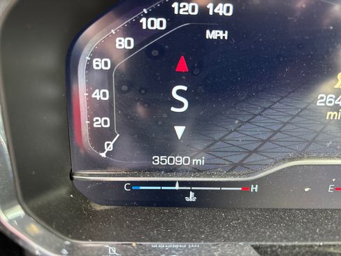 Used 2023 GMC Sierra 1500 Elevation w/ X31 Off-Road Package image 10