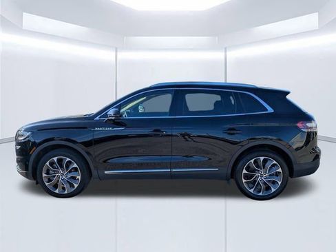 Used 2023 Lincoln Nautilus Reserve w/ Equipment Group 201A AWD/4WD image 7