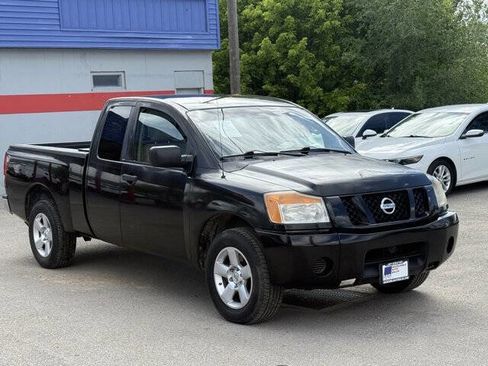 Used 2008 Nissan Titan XE w/ Preferred Pkg RWD image 2
