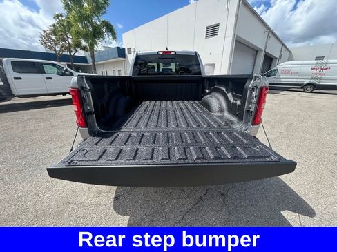 Used 2025 RAM 1500 Laramie AWD/4WD image 34