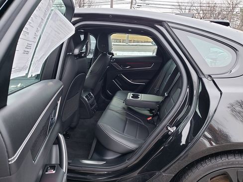 Used 2024 Jaguar XF R-Dynamic SE image 11