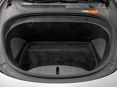 Used 2018 Tesla Model 3 Mid Range image 54