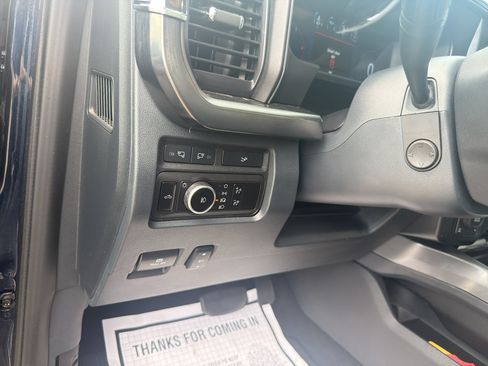 Used 2024 Ford F250 Lariat w/ Lariat Ultimate Package AWD/4WD image 28