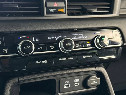 Used 2024 Honda Pilot EX-L image 16