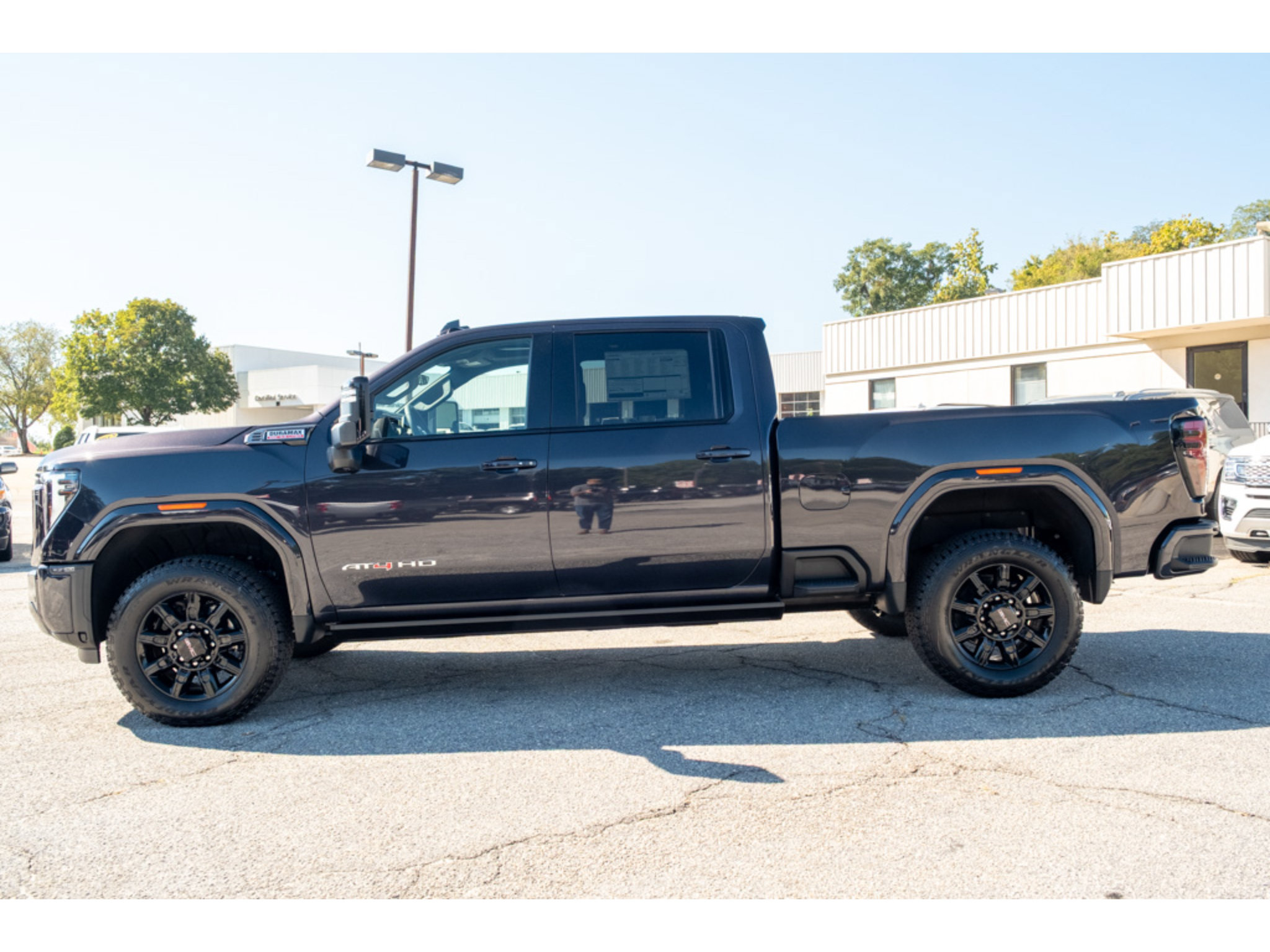 New 2026 GMC Sierra 3500 AT4 w/ AT4 Premium Plus Package AWD/4WD image 5