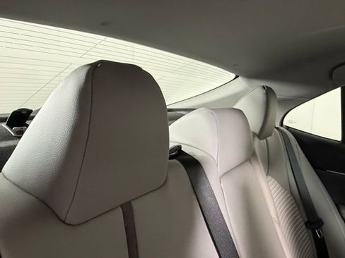 Used 2023 Toyota Camry SE image 29