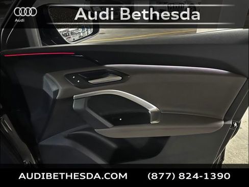 Certified 2025 Audi Q5 Premium w/ Convenience Package AWD/4WD image 11