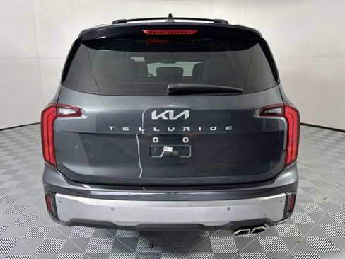 Used 2024 Kia Telluride S FWD image 7