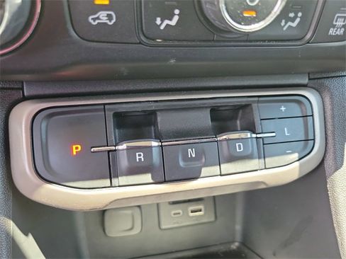 Used 2023 GMC Acadia Denali w/ Trailering Package image 30