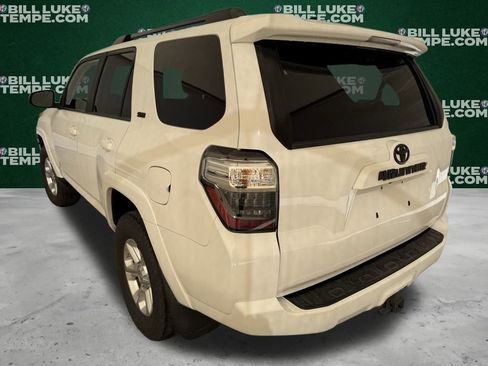 Used 2017 Toyota 4Runner SR5 Premium image 10