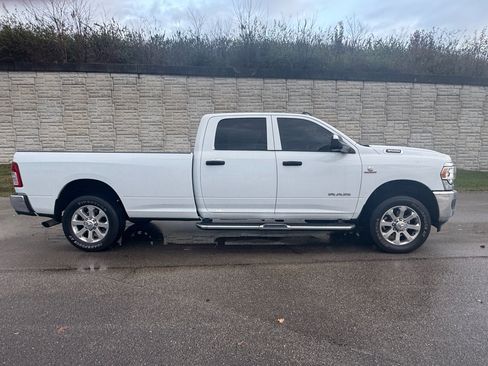 Used 2022 RAM 3500 Tradesman w/ Chrome Appearance Group image 5