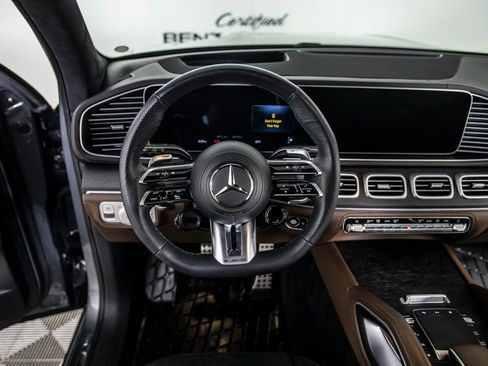 Used 2024 Mercedes-Benz GLS 63 AMG 4MATIC image 27