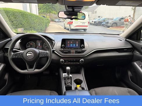 Used 2023 Nissan Altima 2.5 S FWD image 9