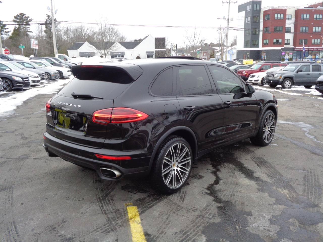 Used 2016 Porsche Cayenne AWD/4WD image 12