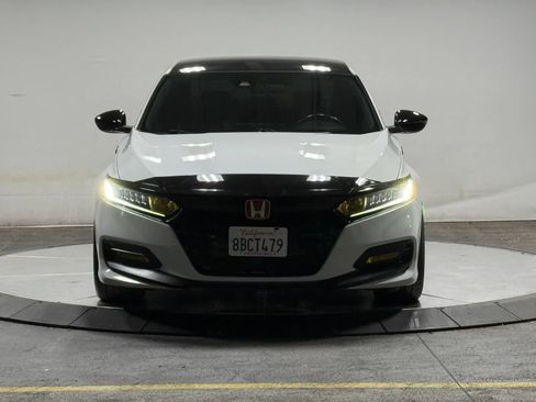 Used 2018 Honda Accord Sport image 5