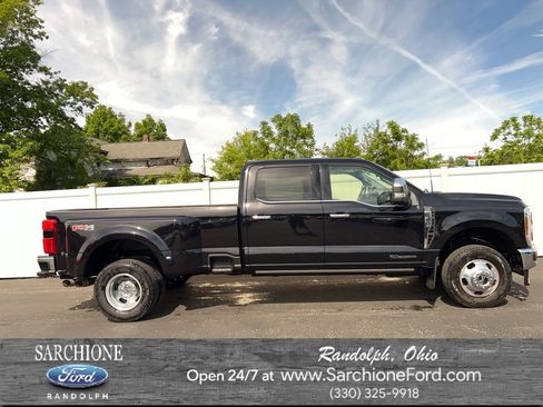 Used 2025 Ford F350 Lariat w/ Lariat Ultimate Package AWD/4WD image 1