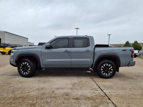 Used 2024 Nissan Frontier PRO-4X w/ Technology Package AWD/4WD image 32