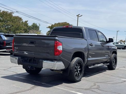 Used 2020 Toyota Tundra SR5 w/ SR5 Leather Package AWD/4WD image 21