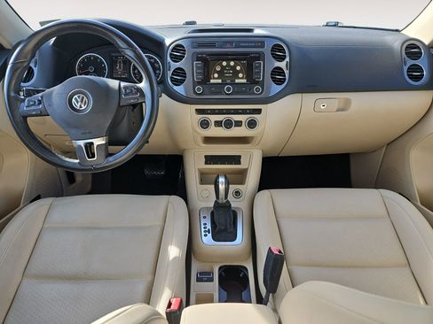 Used 2015 Volkswagen Tiguan SEL image 10