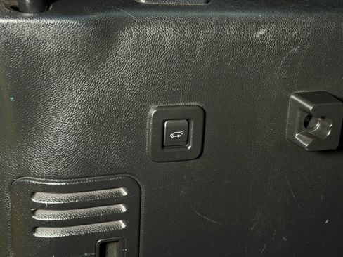 Used 2016 Ford Expedition EL King Ranch image 17