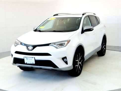 Used 2017 Toyota RAV4 SE w/ Power Extra Value Package image 2