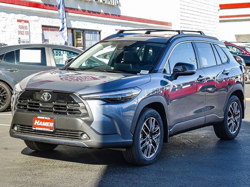 New 2026 Toyota Corolla Cross XLE image 3