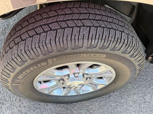 Used 2018 RAM 2500 Laramie AWD/4WD image 15