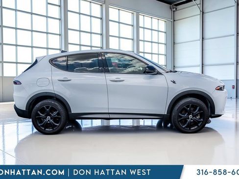 Used 2024 Dodge Hornet GT w/ GT Blacktop Package AWD/4WD image 29