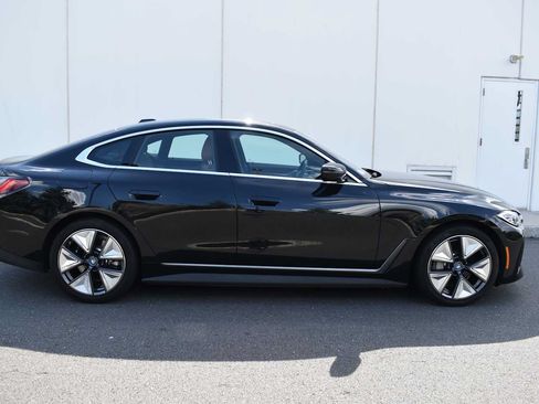 Used 2023 BMW i4 eDrive35 w/ Premium Package RWD image 4