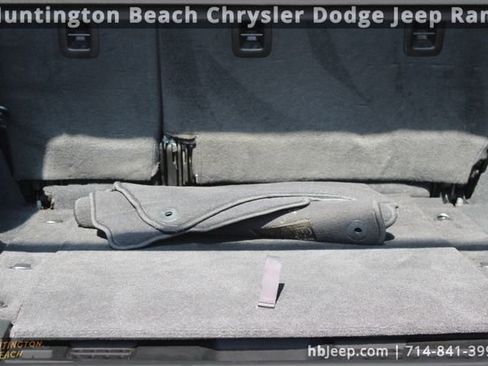 Used 2023 Jeep Wrangler Sport image 37