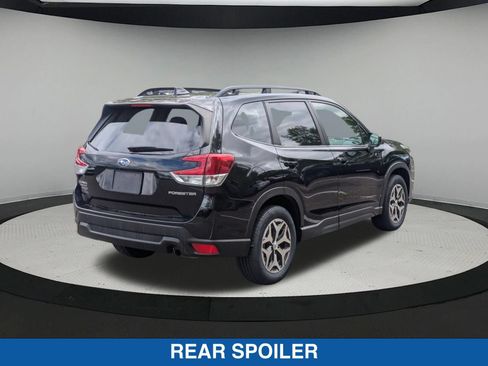 Certified 2023 Subaru Forester Premium AWD/4WD image 4
