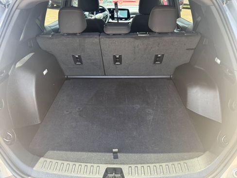 Used 2025 Chevrolet Equinox LT FWD image 32
