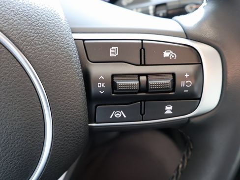 Used 2025 Kia K5 GT-Line w/ GT-Line Premium Package image 18