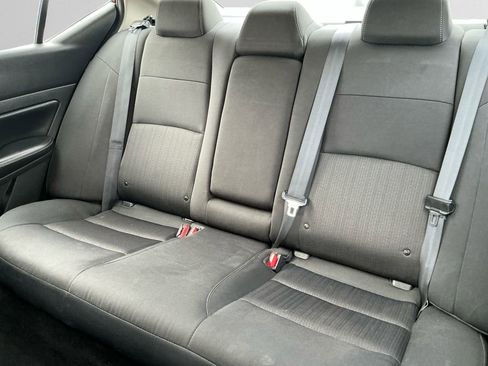 Used 2024 Nissan Altima 2.5 SV image 13