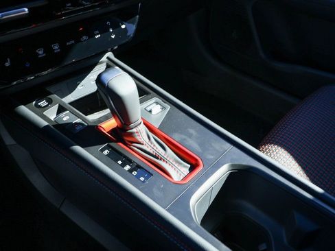 New 2026 Nissan Kicks SR image 13