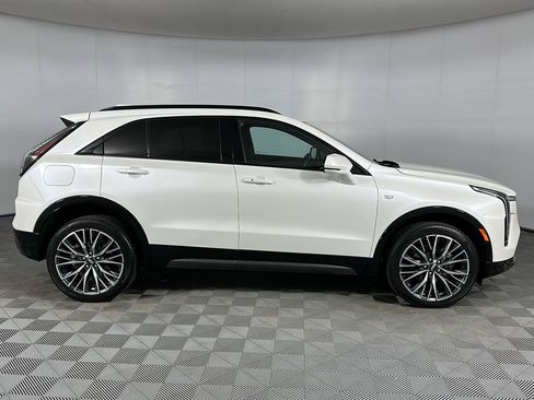 Used 2024 Cadillac XT4 Sport w/ Cold Weather Package AWD/4WD image 31