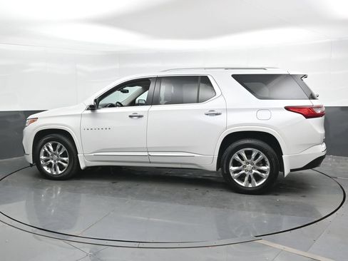Used 2021 Chevrolet Traverse High Country w/ LPO, Cargo Package AWD/4WD image 10
