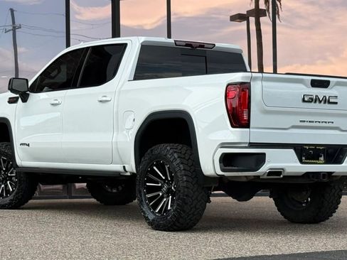 Used 2023 GMC Sierra 1500 AT4 w/ AT4 Premium Package AWD/4WD image 7
