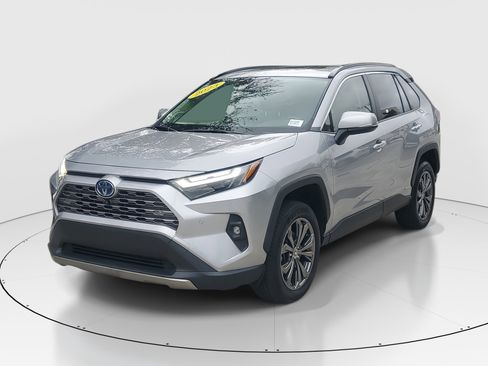 Used 2023 Toyota RAV4 Limited image 3