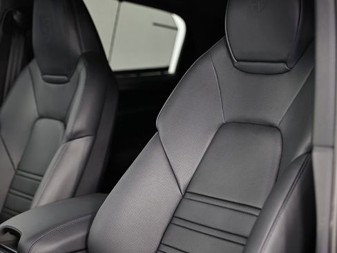 New 2026 Porsche Cayenne E-Hybrid Coupe image 25