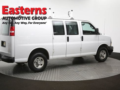 Used 2020 Chevrolet Express 2500 w/ Driver Convenience Package image 42