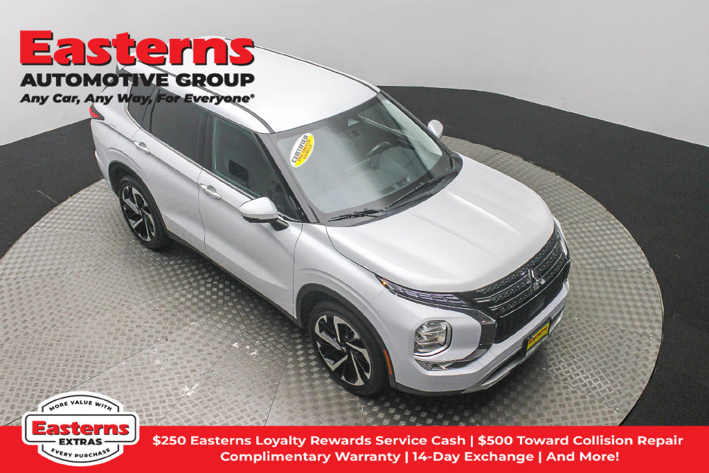 Used 2024 Mitsubishi Outlander SE FWD image 4