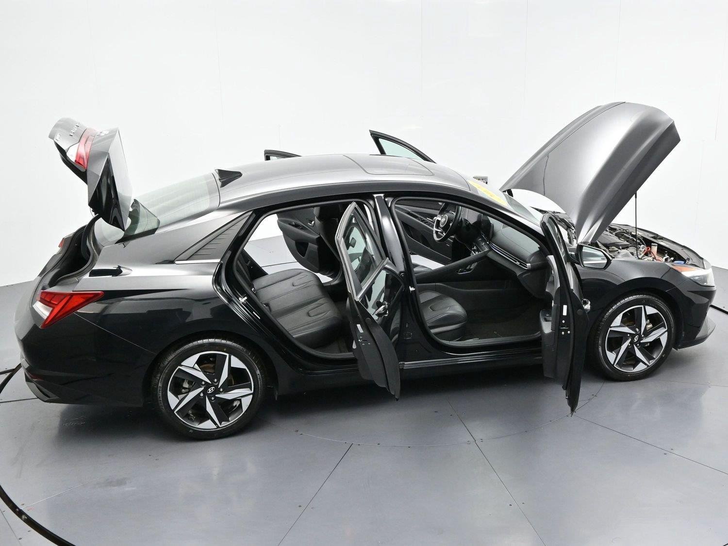 Used 2021 Hyundai Elantra Limited w/ Cargo Package FWD image 41