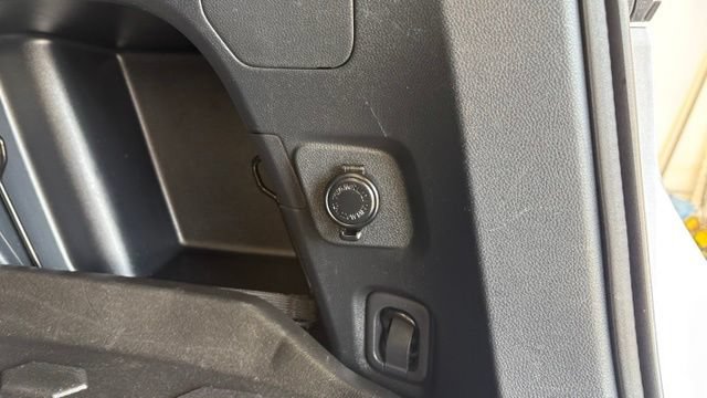 Used 2020 Subaru Outback Premium AWD/4WD image 6