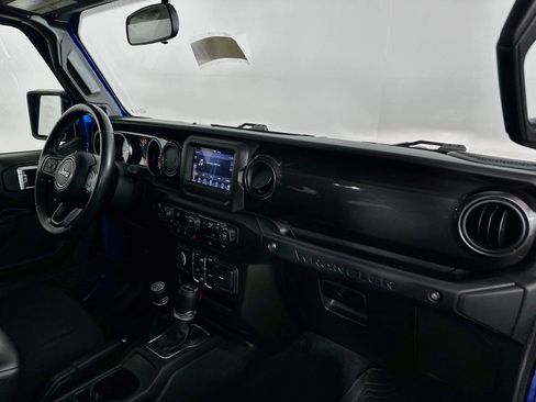 Used 2022 Jeep Wrangler Unlimited Sport AWD/4WD image 31