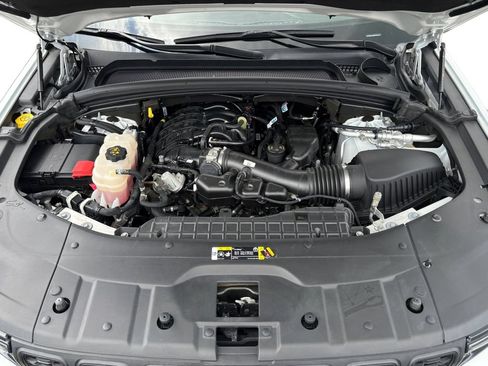 Used 2023 Jeep Grand Cherokee L Laredo AWD/4WD image 20