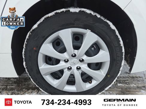 Used 2024 Toyota Corolla LE image 12