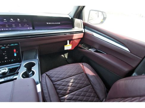 New 2026 Cadillac Escalade Sport w/ Touring Package image 10